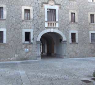 Plaza del Bisbe Campins