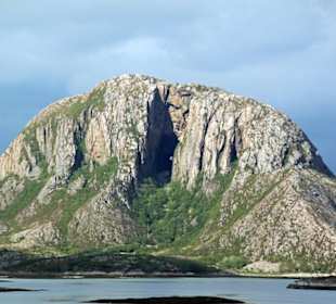 Torghatten