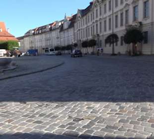 Marienbrunnen mit Mariensäule