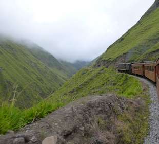 Auf der Strecke im Gebirge