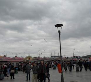 Imbissstände am Anleger