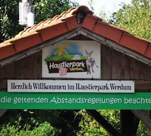 Eingang zum Haustierpark Werdum