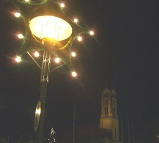 Der Stadtplatz in Festbeleuchtung