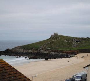 Saint Ives Hafen bei Ebbe