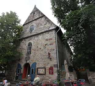 Westfront vom Cafe Aegidius mit Terrasse