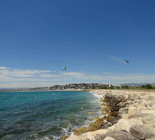 Strandbpromenade beim Hotel