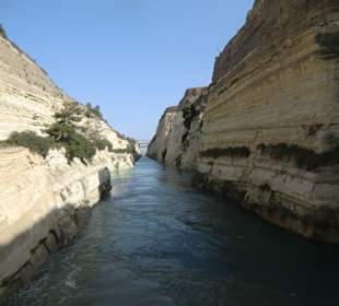 Durchfahrt  Kanal von Korinth  mit der MS Coral