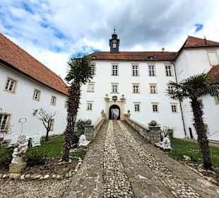 Eingang zum Schlosshof