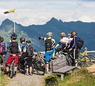 Vor den Kitzbüheler Grasbergen