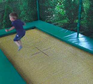 Kleines Trampolin