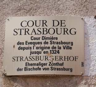 Hinweisschild für den Zehnthof