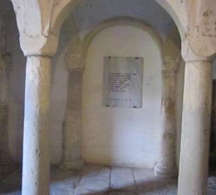 S. Vincenzo Krypta