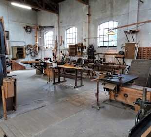 Rundgang durch das Tischlerei-Museum