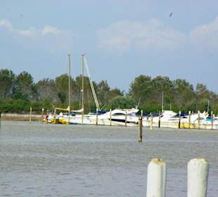 Am Ende von Bibione Yachthafengebiet