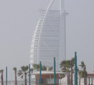 Burj Al Arab  vom Jumeira Beach aus