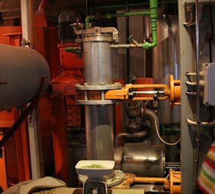 Hopfenvorlage in der Dampfbierbrauerei