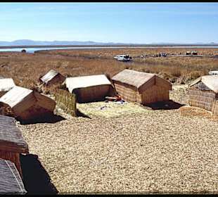 Die Insel der Urus im Titicacase