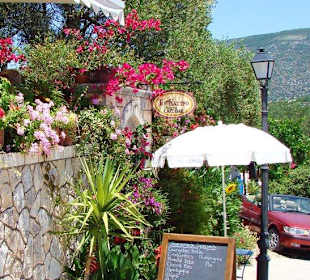 Cafe Kastro in Agios Georgios nahe der Festung