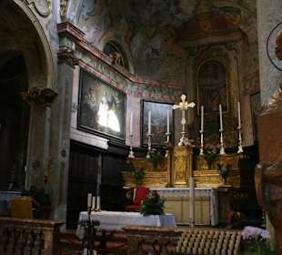 L'interno della chiesa dell'assunta