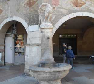 Fontana dell'Aquila