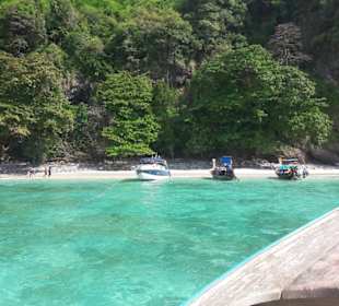 Strand auf der Rückseite der kleinen Insel