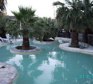 Der Pool in dem Termal-Bad-Hotel