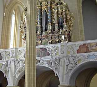 Eingangsbereich, Empore mit Orgel