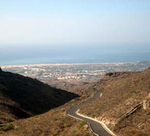 Bergstrasse Fataga/Blick auf Maspalomas
