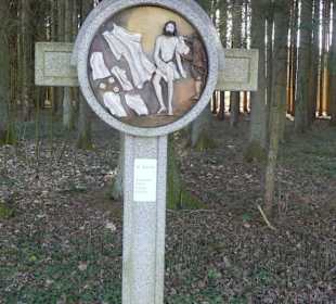 Kreuzweg 10. Station