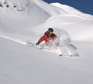 Skiurlaub - Tiefschneefahren am Arlberg