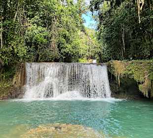 Großer Wasserfall