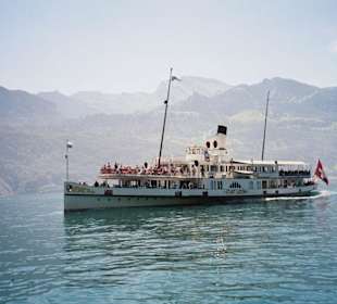 Raddampfer auf dem Vierwaldstätter See