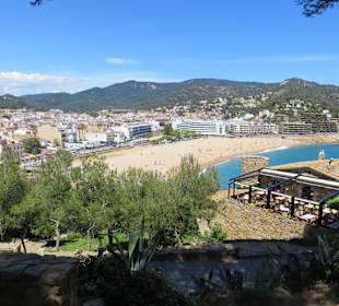 Blick von der Burg auf die Bucht