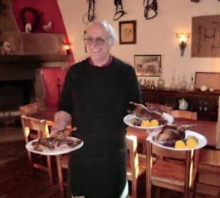 Koch Charly mit seinen Enten