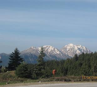Anderes Motiv zur Schneebedeckte Gebirge