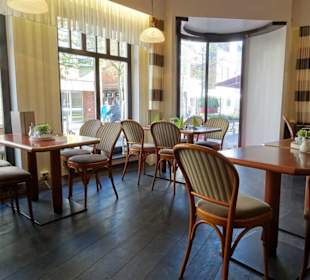 In den Gasträumen des Café ten Cate