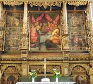 Blick zum Altar der Kirche St. Marien