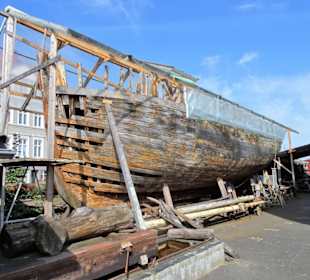 Rundgang über das Gelände der Museumswerft