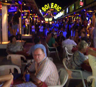 Bangla Road - Bars in der Querstrasse Soi Eric