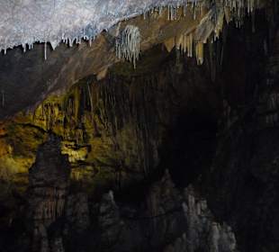 Dim Höhle