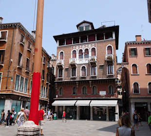 Venedig, Kanäle und Gassen mit Shops