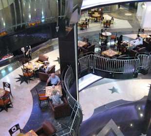 Hier verschwimmen alle Ebenen oder?