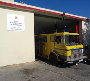 Ein altes Feuerwehrauto