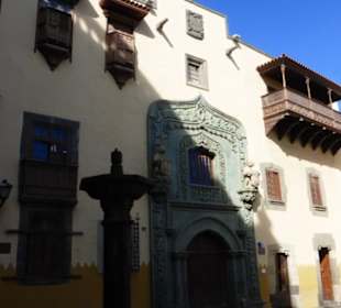 An der Plaza del Pilar Nuevo