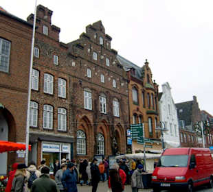 Schöne alte Häuser in Husum!