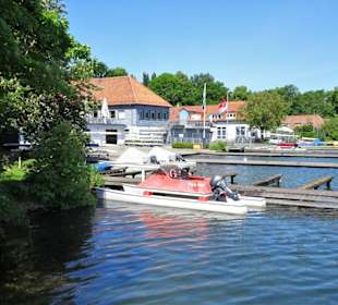 Boote am Westufer des Maschsees