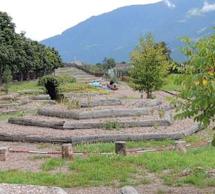 Die Fahrstrecke mit Brücken und Tunnel - TOLL!