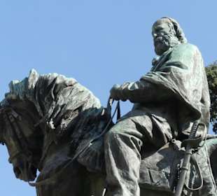 Statue of Garibaldi 