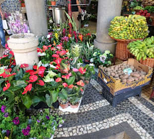 Rundgang durch die Markthalle von Funchal