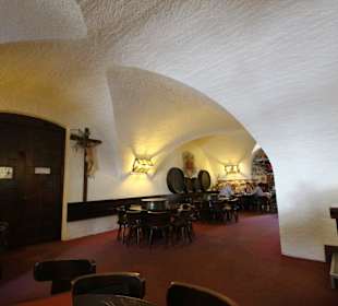 Eingang zum Stiftskeller